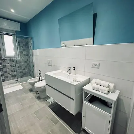 아파트 Casa Victoria A Due Passi Dall'ariston Internet Gratis 산레모